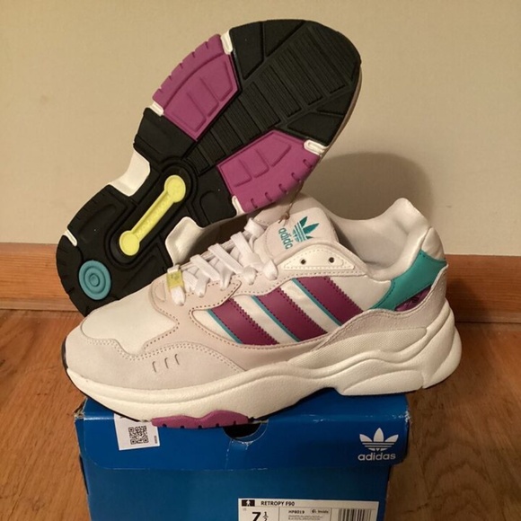 2022 Adidas Retropy F90 Men’s Sz 7.5 Women's 8.5 - Picture 1 of 6